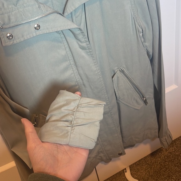 Jacket - Picture 4 of 4